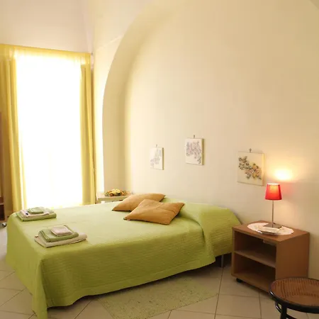 Bed & Breakfast Il Giardino Di Tonia - Oplontis - Bed & Garden - Torre Annunziata