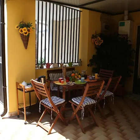 Il Giardino Di Tonia - Oplontis - Bed & Garden - Bed & Breakfast
